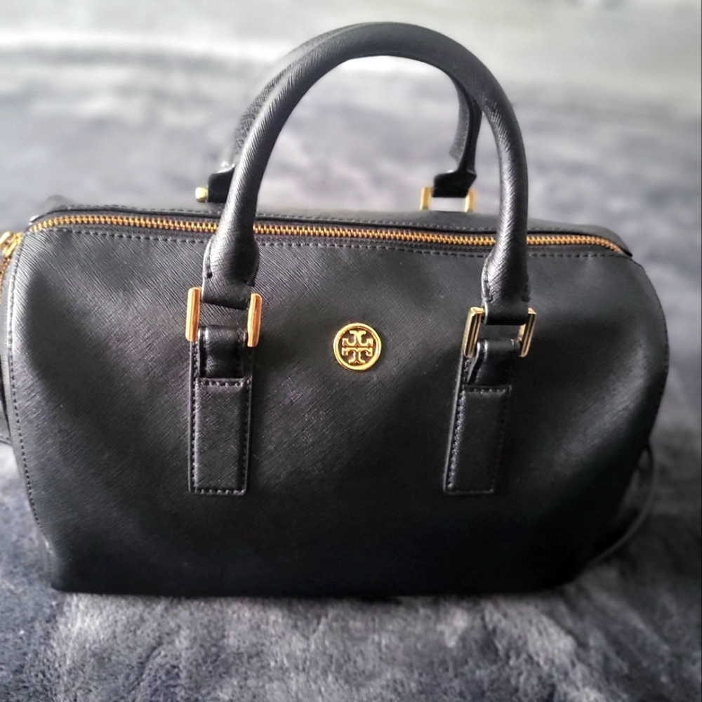 Tory burch black Boston bag